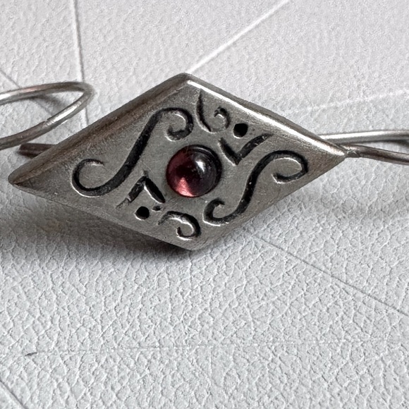 🔻Stunning .925 Sterling Silver and Ruby Art Deco Vintage Earrings Never Worn - Picture 3 of 10